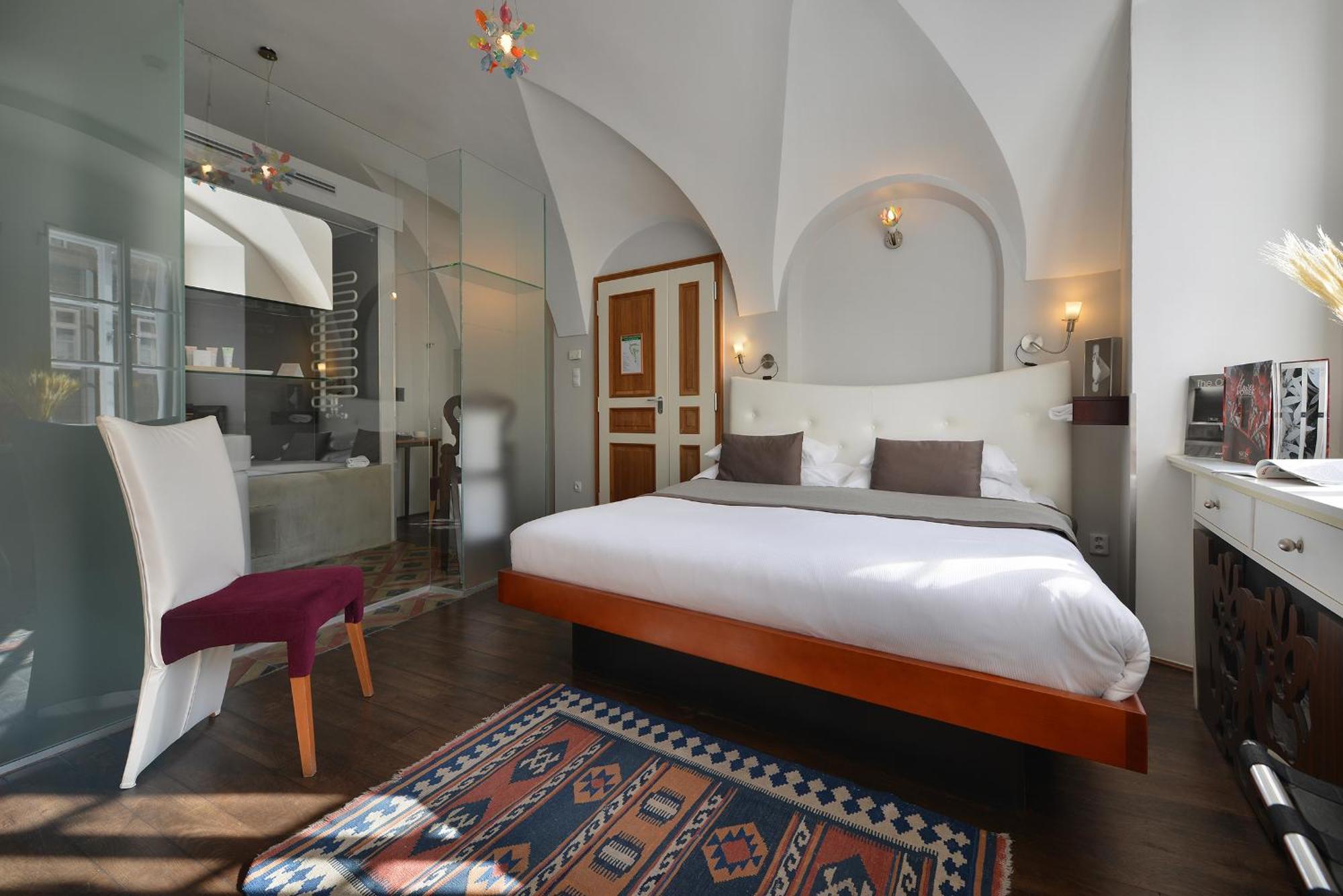 ดีไซน์ โฮเทล เนรูดา Hotel ปราก ภายนอก รูปภาพ